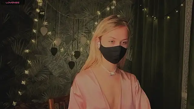 EternalOphelia live XXX chat