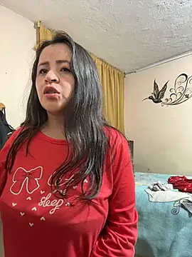 latinfemaleのライブXXXチャット