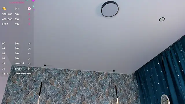 Chatroom XXX en direct de OdellaFrake