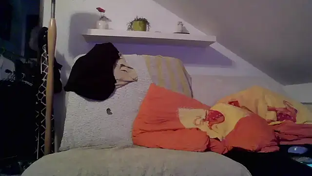 Cambitchboy Adlı Modelin Canlı XXX Sohbeti