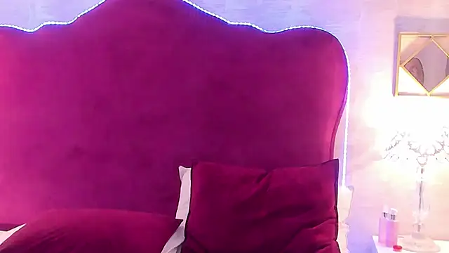 EllaEvanz's Live XXX Chat