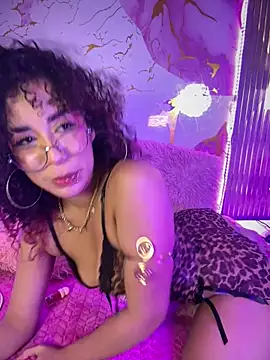 Chat XXX en directo de Woo_isDaphne