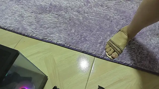 mia_naugthy4: онлайн-секс-чат