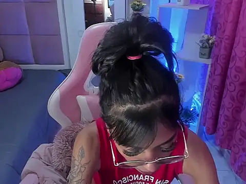 Chat XXX Live KarlaSlutSkinny__