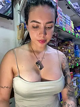 KyleXBrown live XXX chat