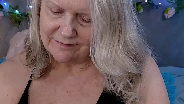 Kaitlyn_Wintersのウェブカメラショー