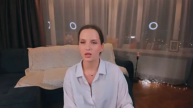 Ariadna_Shy: απευθείας συνομιλία ΧΧΧ