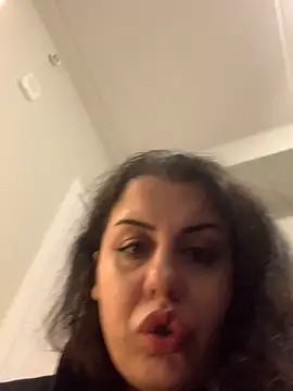 holyeroticss Chat XXX live