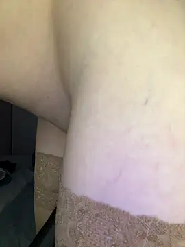 xDinnaxn Live XXX chat