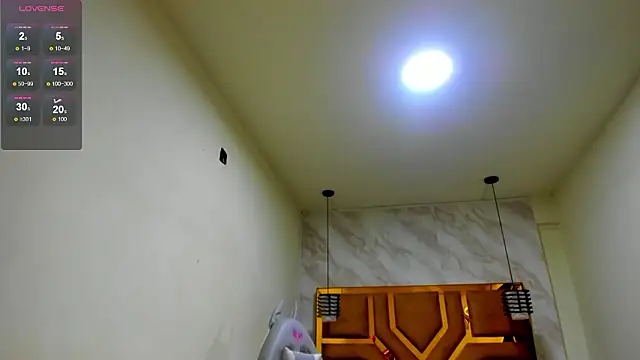 Luciifeer_ লাইভ XXX চ্যাট