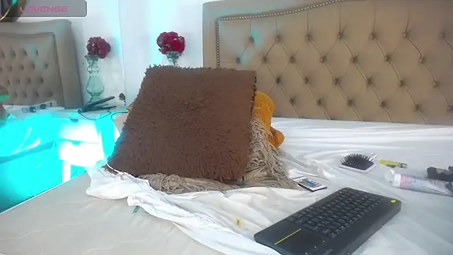 Adara_Ferrara Adlı Modelin Web Kamerası Şovu