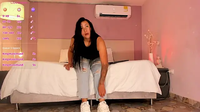 Miss_Ambeer's Live XXX Chat