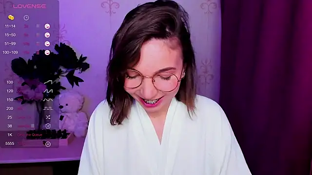 KindHazelHere_ 现场XXX聊天