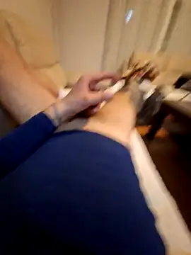 Show modela 111kobik na web-kameri