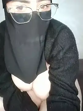 XXX chat uživo modela Sexy__Arab