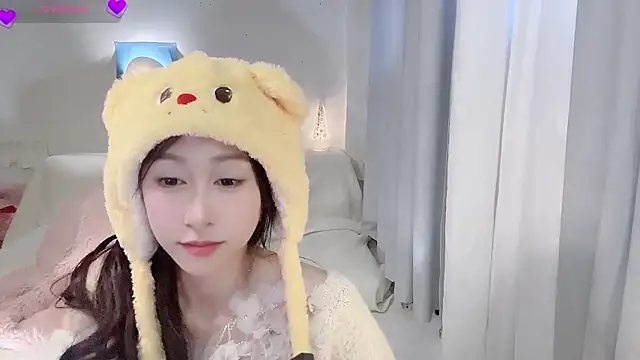 Fayebae_11 live XXX chat