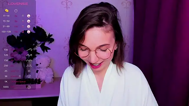 KindHazelHere_ Live XXX-chat