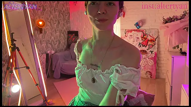 Chatroom XXX en direct de altertyan