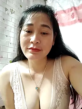 NgocLinh_69 লাইভ XXX চ্যাট