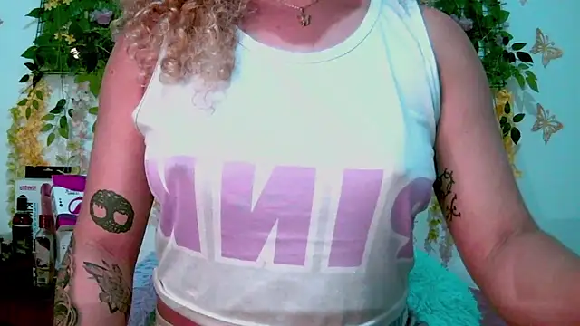 แชท XXX สดของ Crysrus