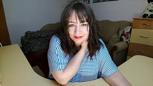 Lucretia_Goldi_ – Live XXX-chat