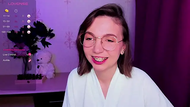 Chat XXX ao vivo de KindHazelHere_