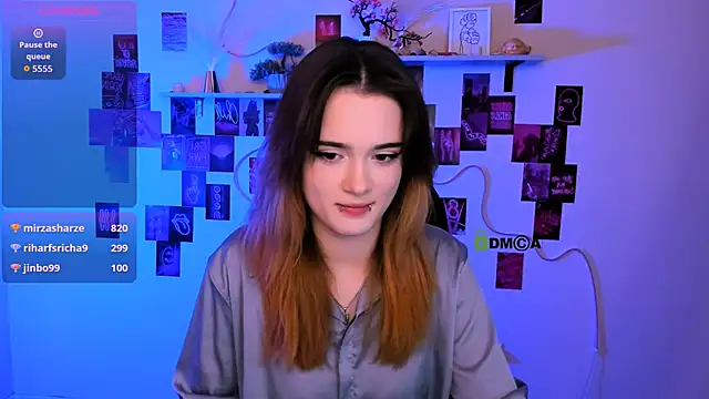 Chat XXX Live liana_kisses