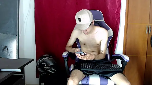 Johnny_cagee_ Adlı Modelin Web Kamerası Şovu