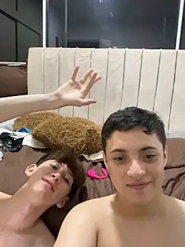 jacob_and_sam Adlı Modelin Web Kamerası Şovu