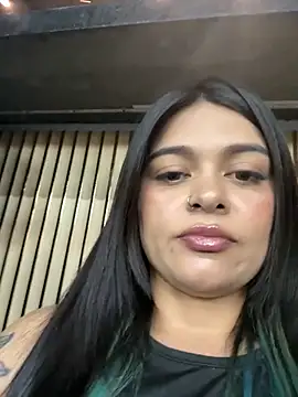 Saray_charmante's Live XXX Chat