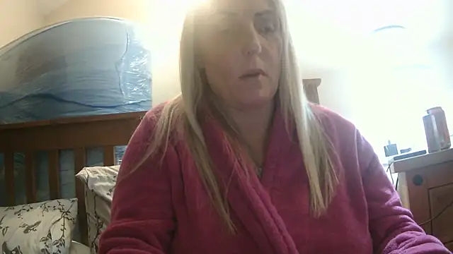 theblondecocklover live XXX chat