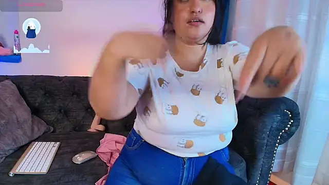 dani_vemom Adlı Modelin Canlı XXX Sohbeti