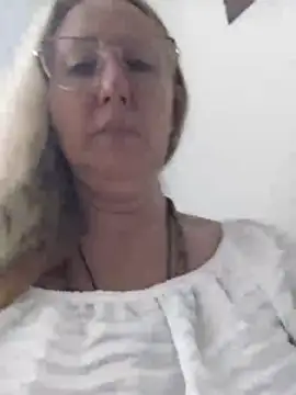 Chat XXX en directo de MILEIDE980