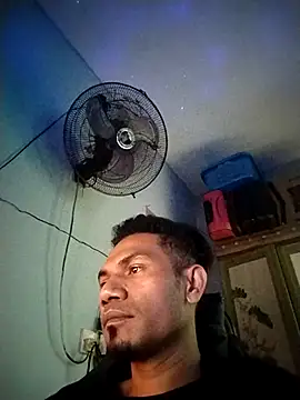 UcEng_Lab Show Webcam