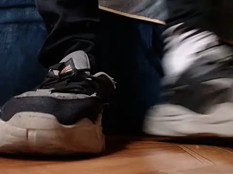 alphaswitchard 现场XXX聊天