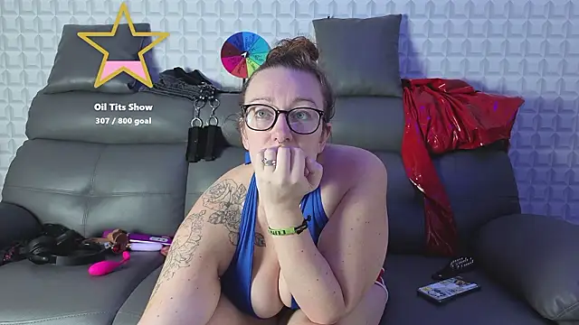 XXX chat uživo modela JadeStarUK
