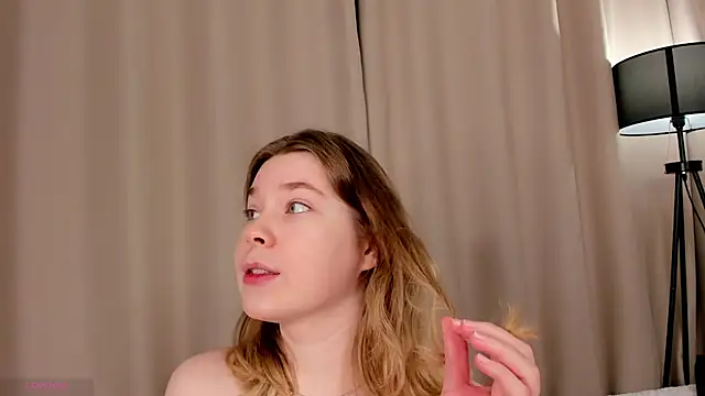 MaraaSwann Webbikameraesitys