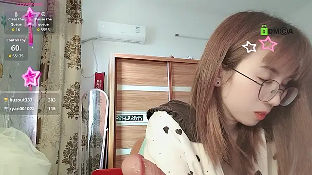 Lili_666 Chat XXX live