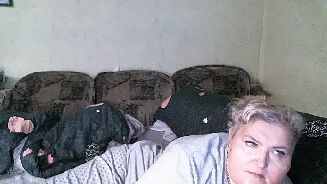 Lana555 élő XXX-chatje