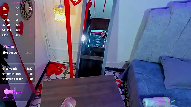 XXX chat uživo modela bigboobs_violeta