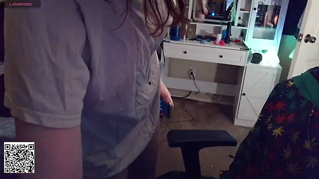 sugahfreeee Chat XXX live