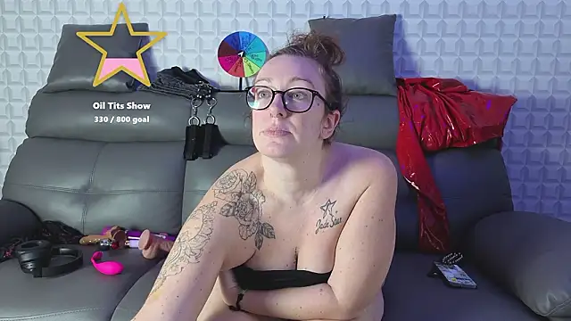 JadeStarUKのライブXXXチャット