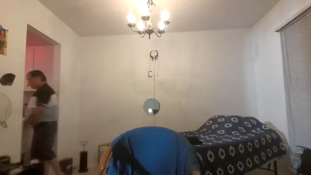 Peachestabby147: онлайн-секс-чат