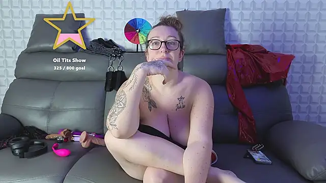 دردشة JadeStarUK الجنسية المباشرة