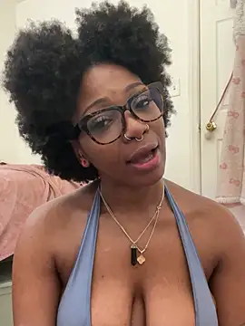 mochamimi élő XXX-chatje