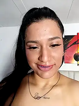 Chat XXX en directo de KorinaKovaa