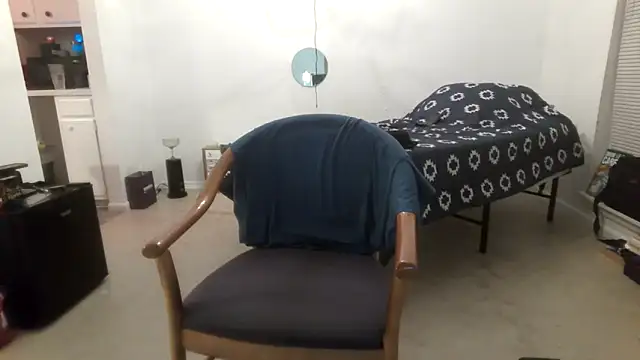 Peachestabby147 Live XXX Chat