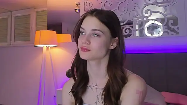 LuisaClover 现场XXX聊天