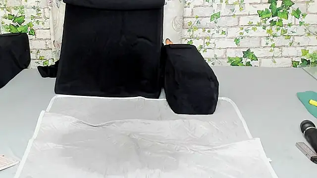 Chat +18 de Milf_Horny_ ao vivo