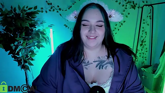 Mia_R0ss Chat XXX in diretta